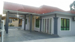 Отель Villa Aliaa Homestay Kota Bharu, Kelantan  Кота-Бару